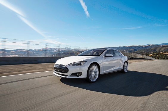 Tesla sweetens its Model S leasing options in the US