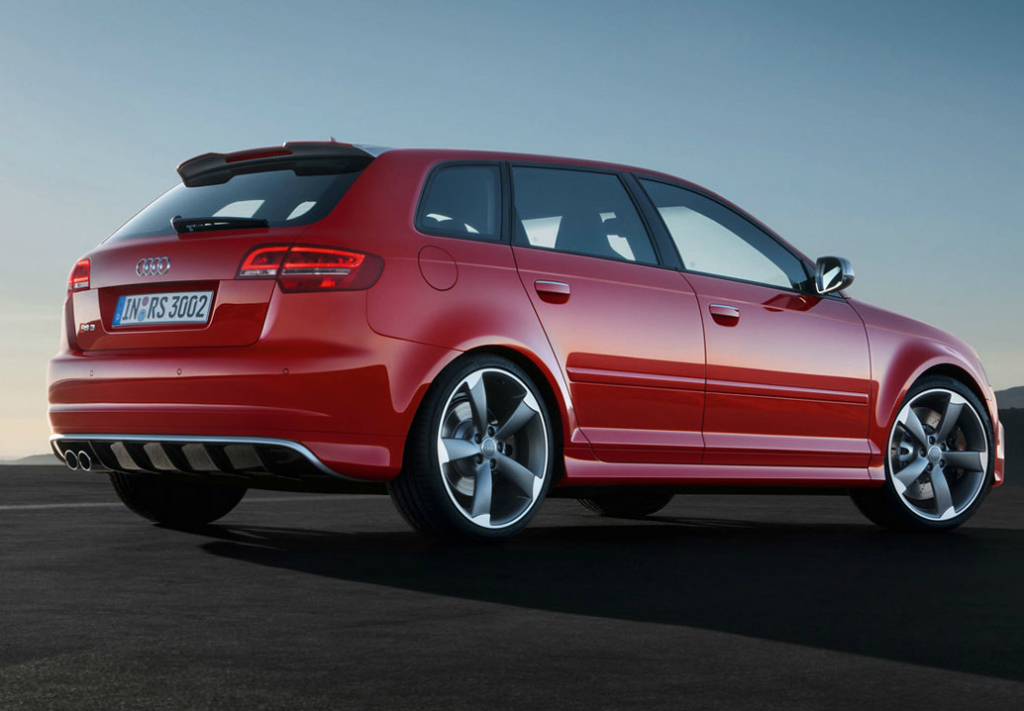 The covers come off of the 2015 Audi RS3 Sportback