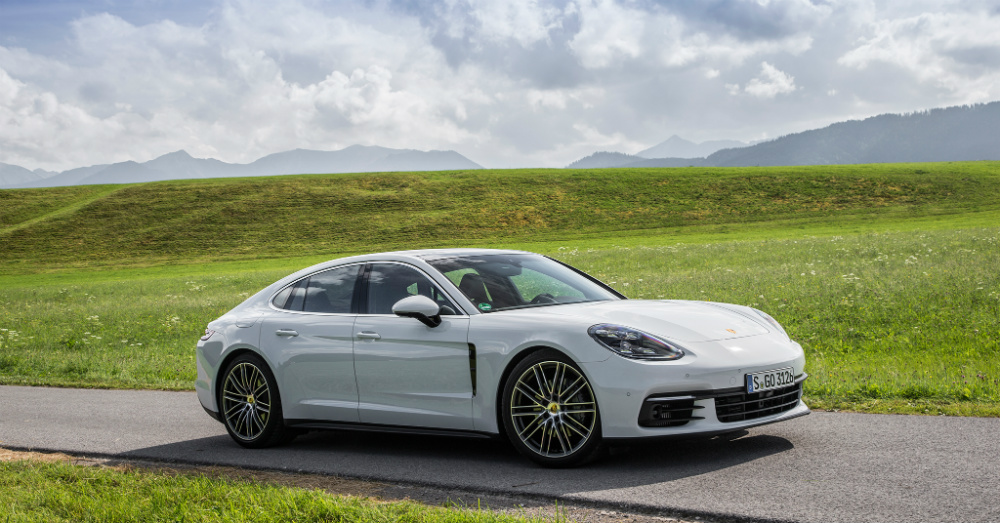 2017 Porsche Panamera: Done Right This Time