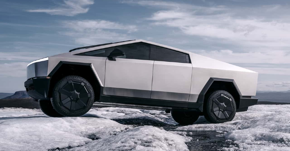 Tesla Cybertruck Roars to Life: A Closer Look at the Electric Beast