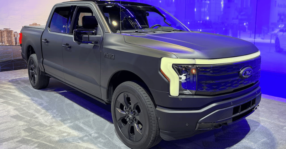 How Technology Is Transforming the Pickup Truck Market - banner